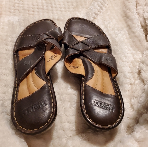 Shoes - Picture 3 of 3